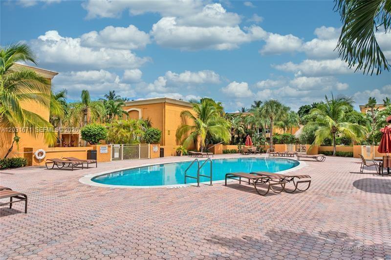 18111 NW 68th Ave H102, Hialeah, فلوريدا 33015, الولايات المتحدة
