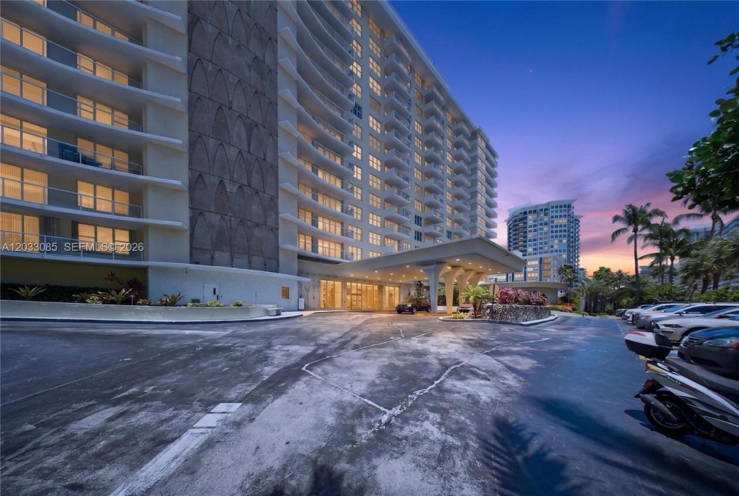 5600 Collins Ave 7W, Miami Beach, Florida 33140, USA