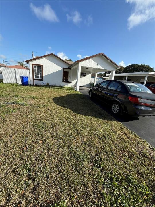 2441 NW 14th St, Fort Lauderdale, Flórida 33311, Estados Unidos