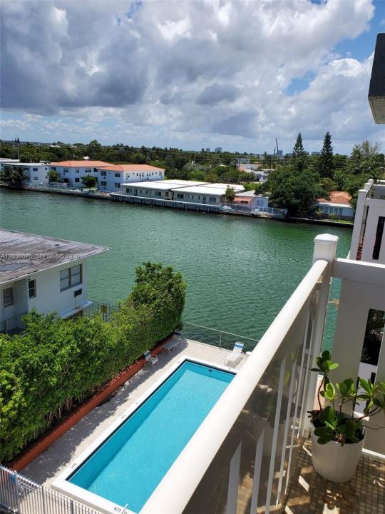 7900 Tatum Waterway Dr 502, Miami Beach, Floride 33141, États-Unis
