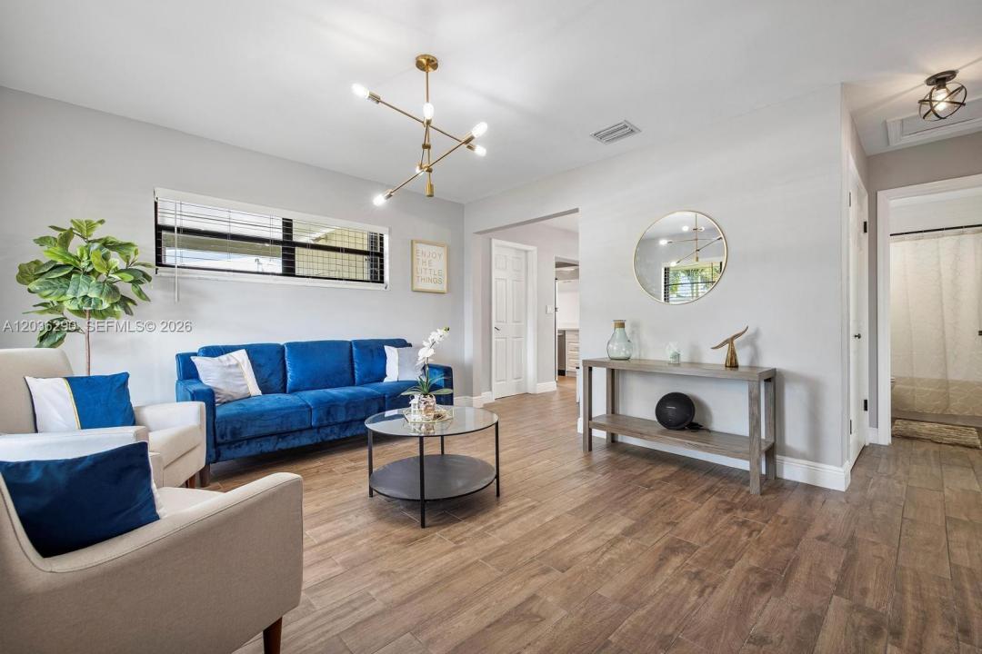 5232 NE 2nd Ave, Oakland Park, Florida 33334, Stati Uniti