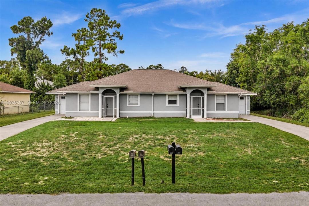 5327 30 ST SW, Lehigh Acres, Floride 33973, États-Unis