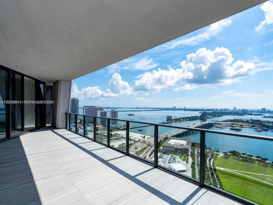 1000 Biscayne Blvd 4802, Miami, Florida 33132, HOA KỲ