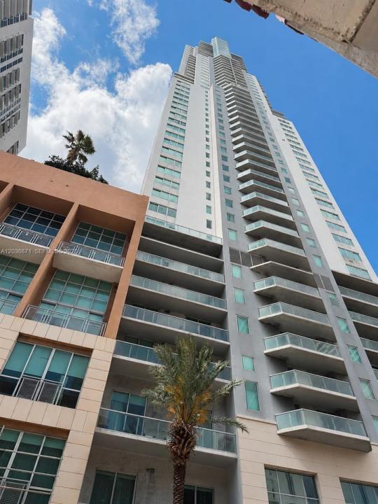253 NE 2nd St 3004, Miami, Floride 33132, États-Unis