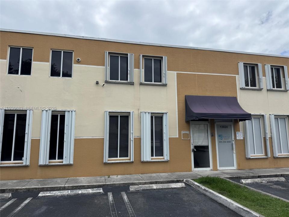 13026 SW 128th St 9, Miami, Florida 33186, Stati Uniti