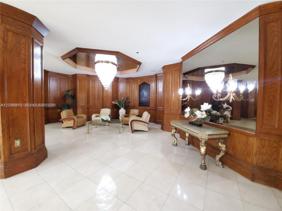 1865 S Ocean Dr 11L, Hallandale Beach, Florida 33009, Stati Uniti