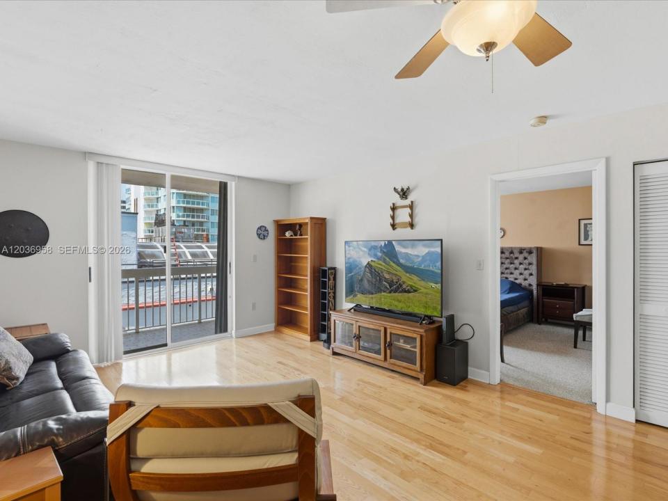 3588 Collins Ave 504, Miami Beach, Floride 33140, États-Unis