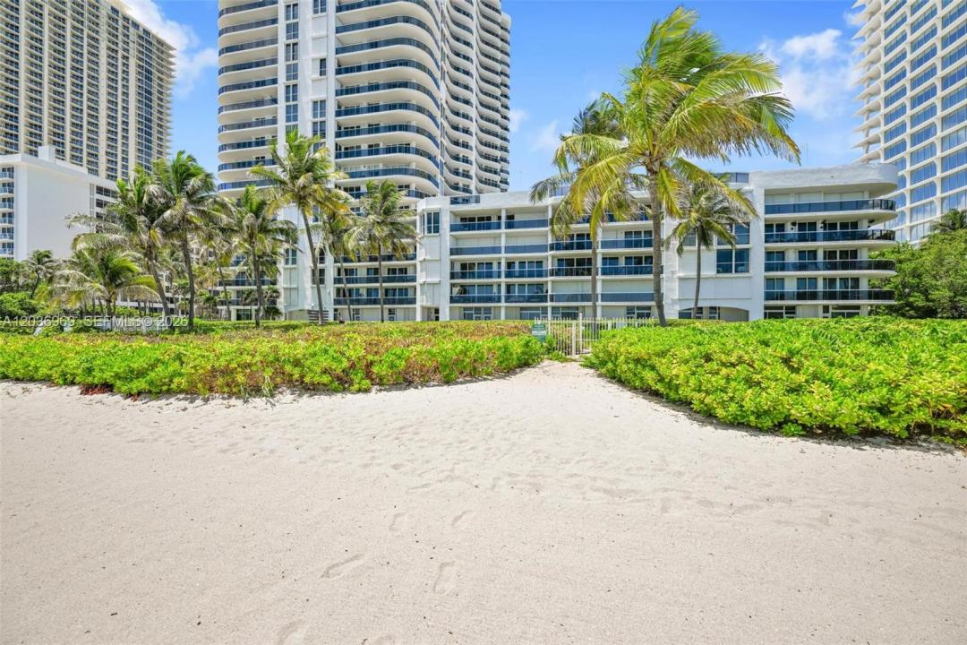 16711 Collins Ave BC-10, Sunny Isles Beach, Floride 33160, États-Unis