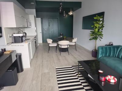 45 SW 9th St 4309, Miami, Florida 33130, USA