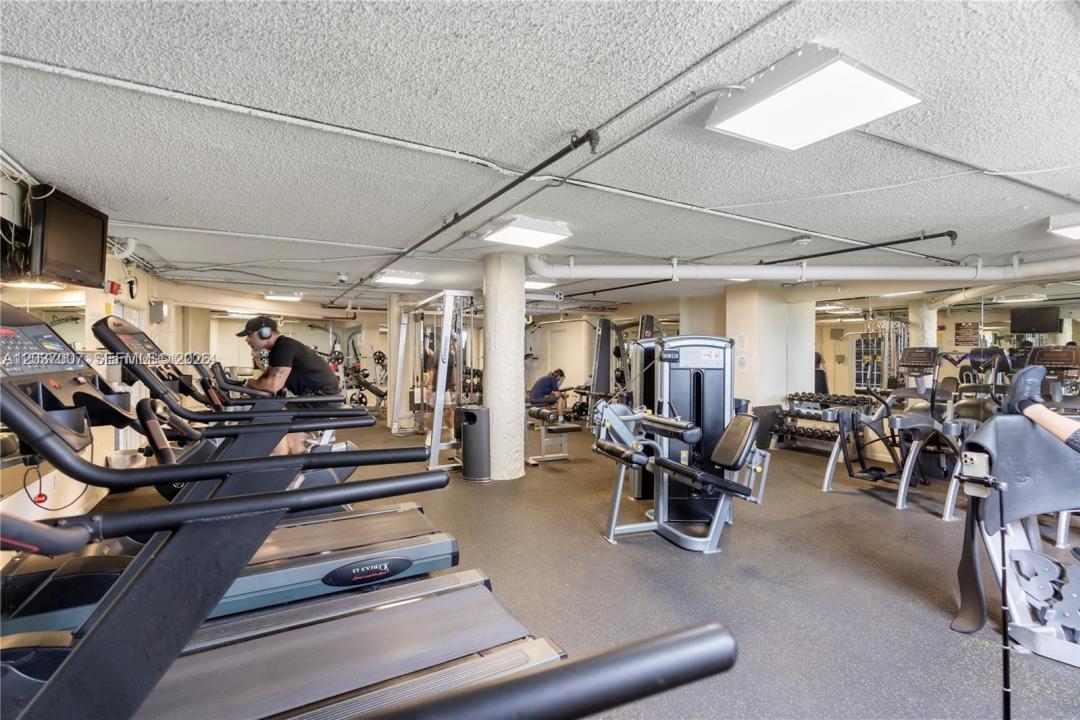 905 Brickell Bay Dr 623, Miami, Florida 33131, USA