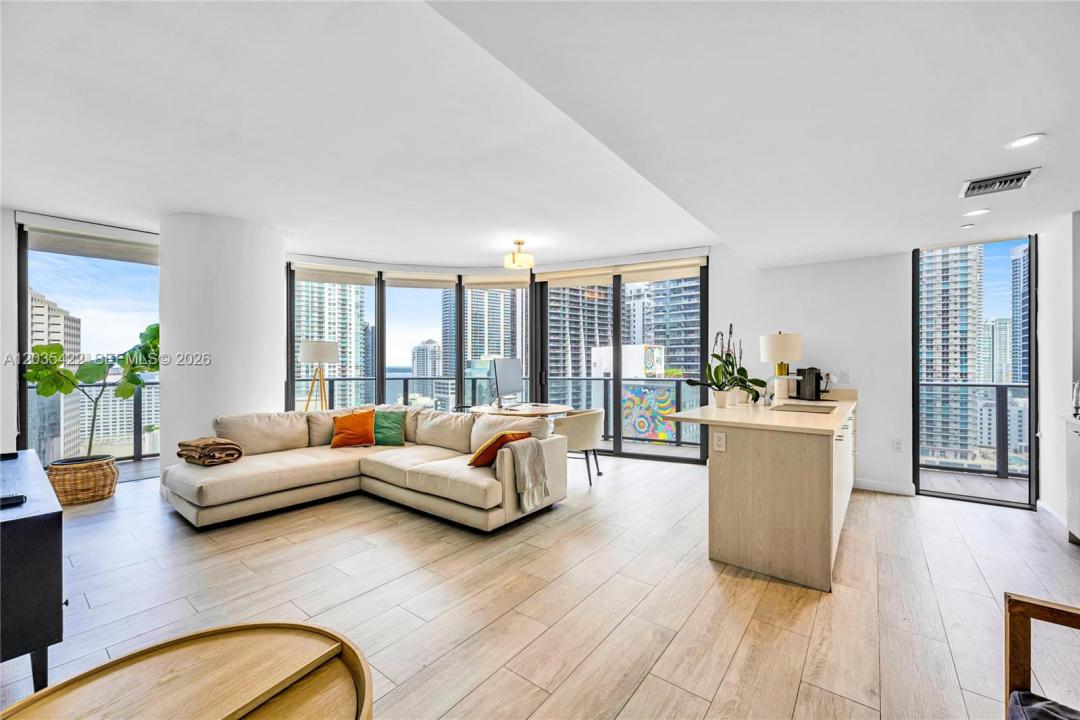 45 SW 9th St 2103, Miami, Floride 33130, États-Unis