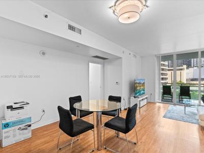 950 Brickell Bay Dr 501, Miami, Florida 33131, USA