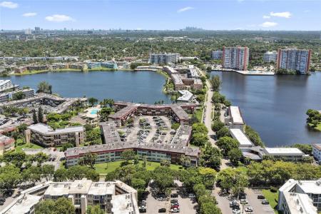 1400 NE 191st St 343, Miami, Floride 33179, États-Unis