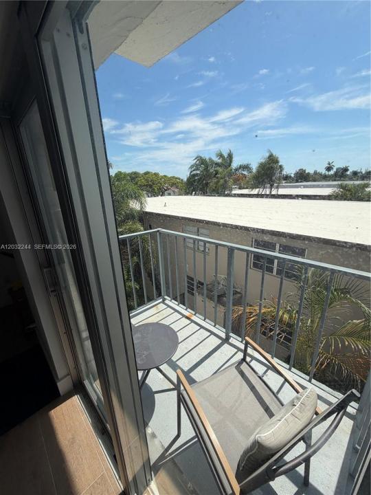 1960 Marseille Dr 304, Miami Beach, Florida 33141, Stati Uniti