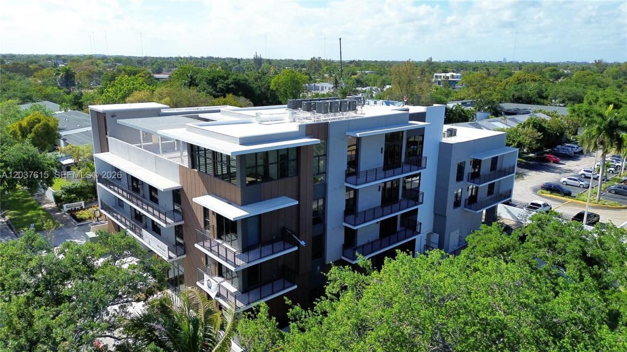 2479 NE 192nd St 207, Miami, Florida 33180, USA