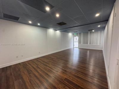 5245 NW 36th St 5253, Miami Springs, Floride 33166, États-Unis
