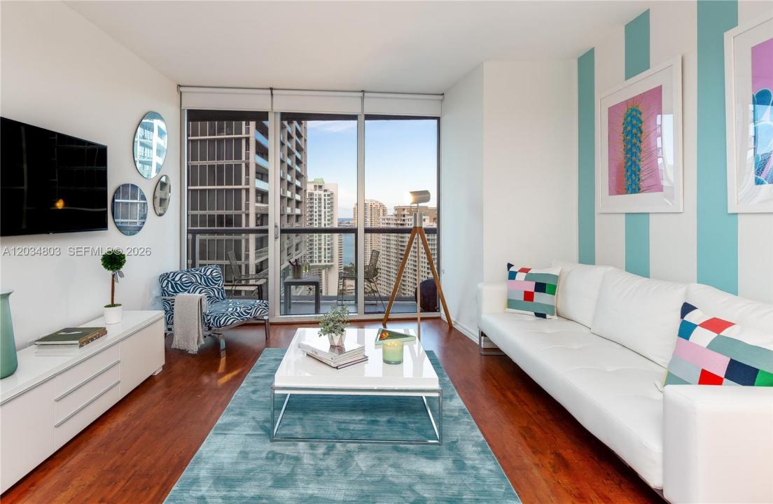 485 Brickell Ave 3211, Miami, Florida 33131, USA
