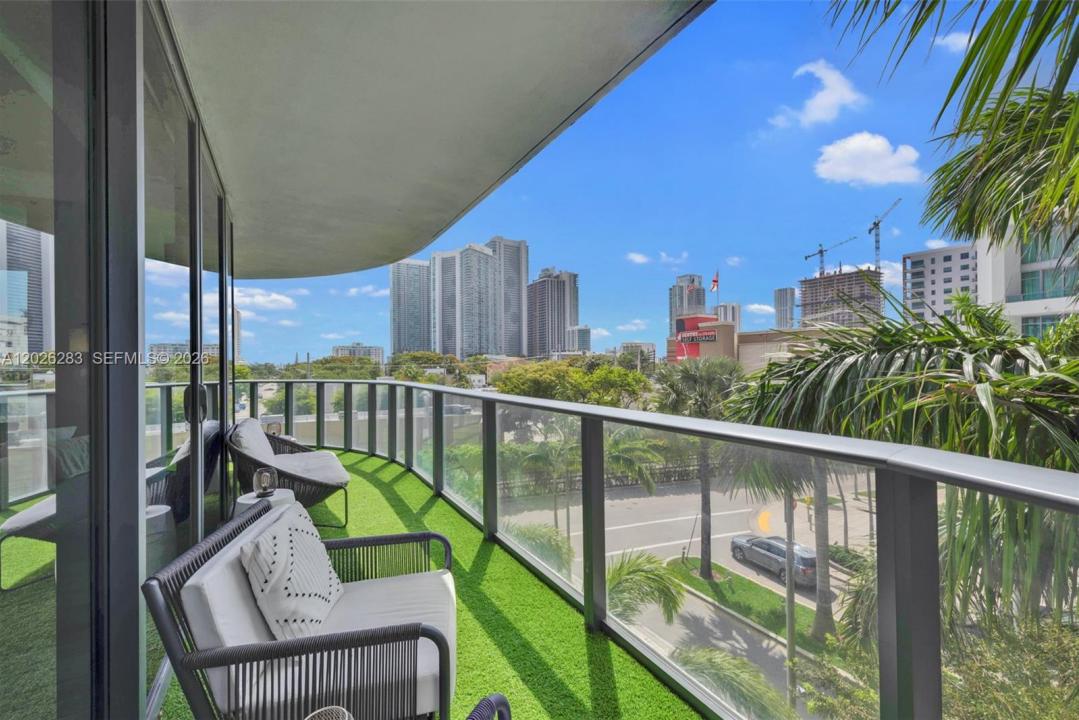 121 NE 34th St L304, Miami, Floride 33137, États-Unis