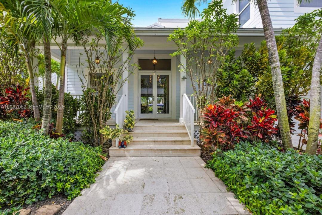 1074 NE Little River Dr, Miami, Floride 33138, États-Unis