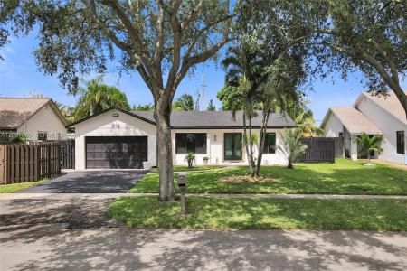5112 SW 87th Ave, Cooper City, Floryda 33328, USA