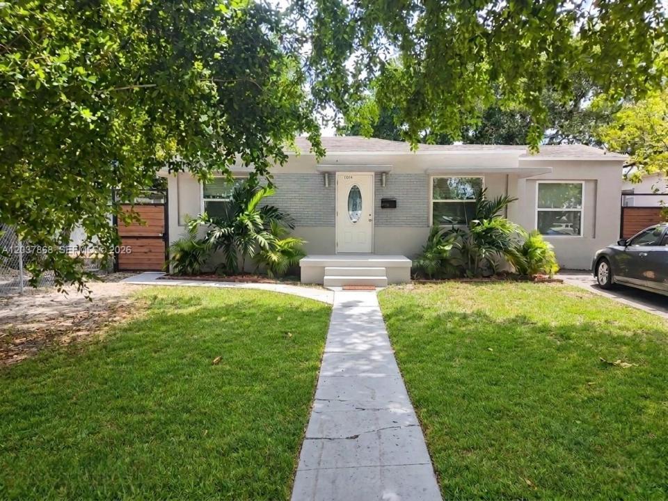 2434 Polk St, Hollywood, Floride 33020, États-Unis