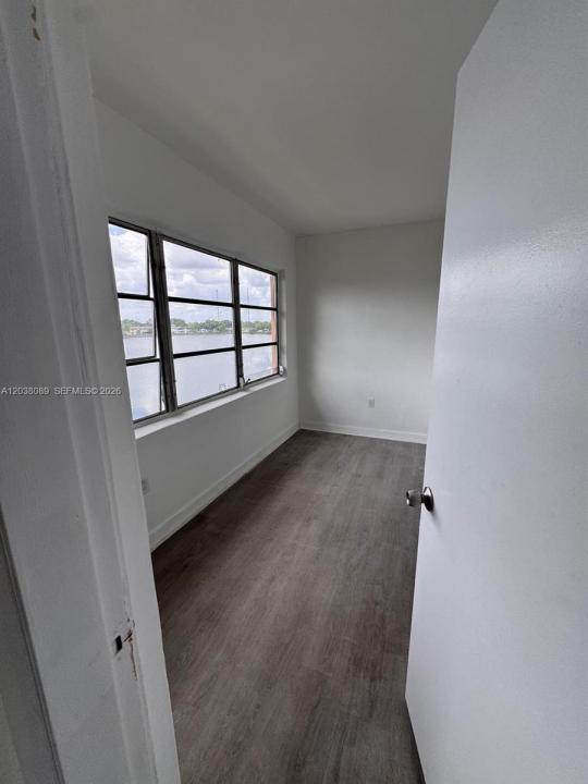 18700 NE 3rd Ct 626, Miami, Florida 33179, Stati Uniti