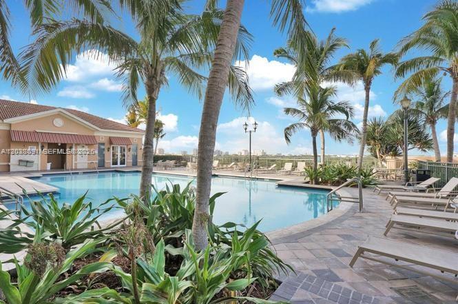 3232 SW 22nd Ter 1510, Miami, Floride 33145, États-Unis