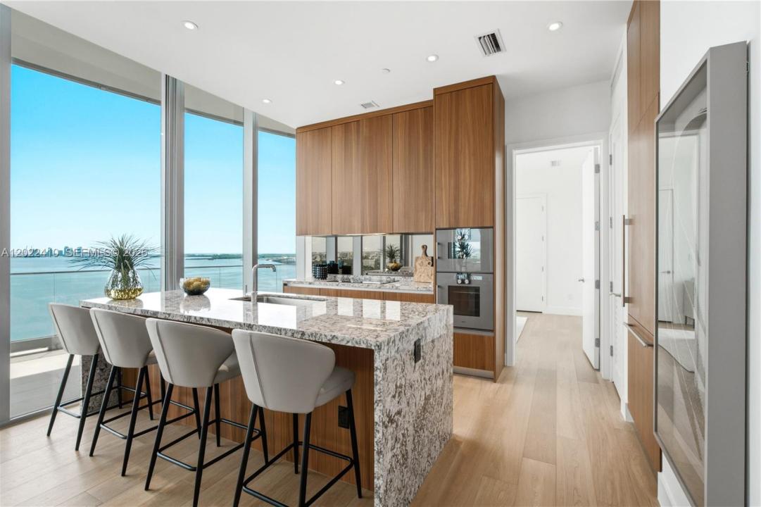 175 SE 25th Rd 1604, Miami, فلوريدا 33129, الولايات المتحدة