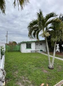 11410 SW 44th St, Miami, Florida 33165, USA