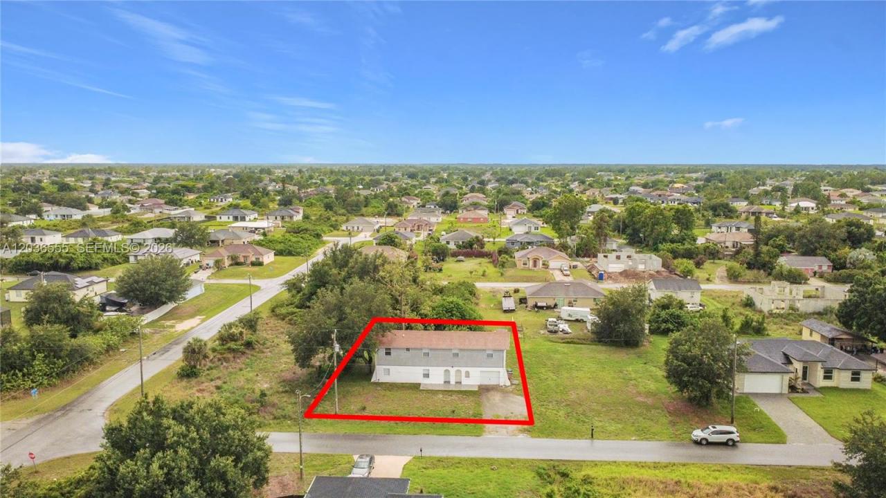 3303 6th, Lehigh Acres, Florida 33976, USA
