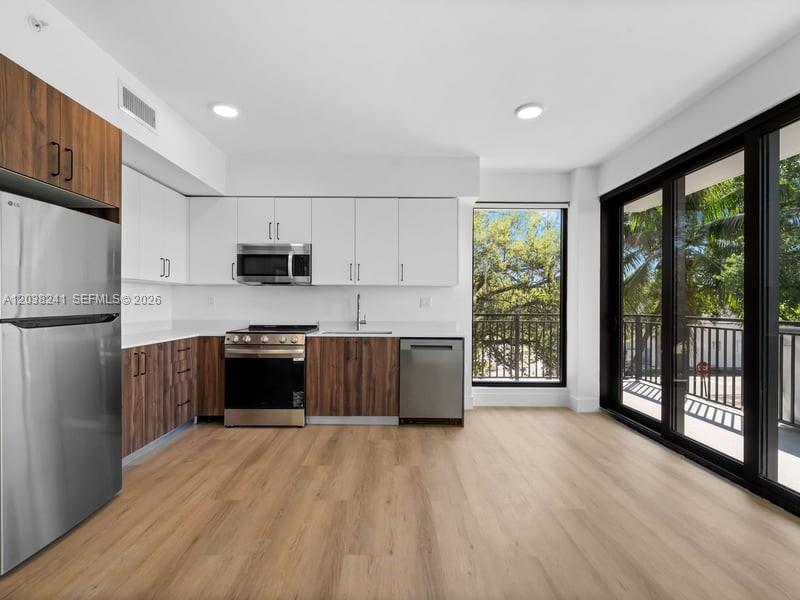 2479 NE 192nd St 308, Miami, Flórida 33180, Estados Unidos