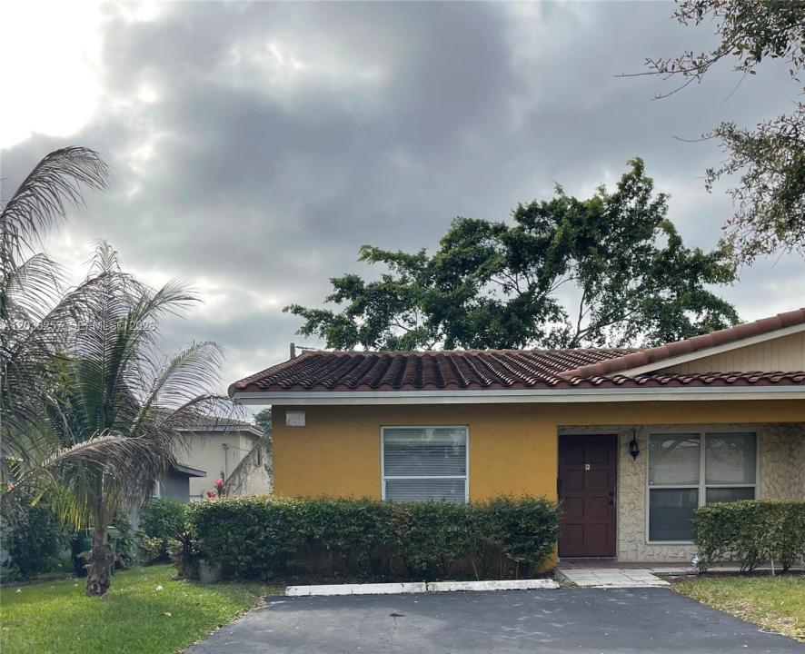 4102 NW 79th Ave A, Coral Springs, Florida 33065, USA