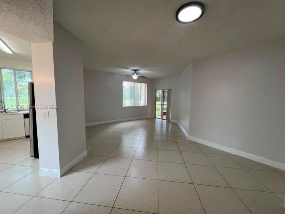 6992 SW 39th St I101, Davie, Florida 33314, Stati Uniti