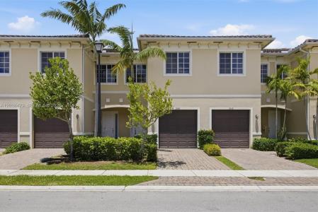 2664 SW 81st Ter 2666, Miramar, Florida 33025, USA