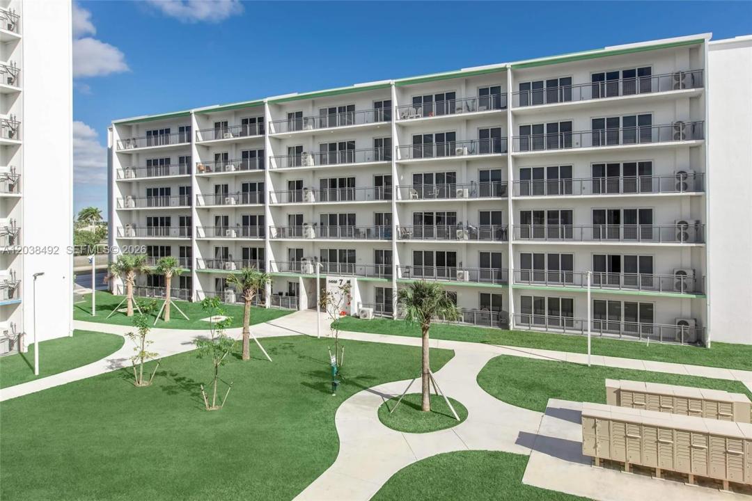 25850 SW 140th Ct 7-108, Homestead, Flórida 33032, Estados Unidos