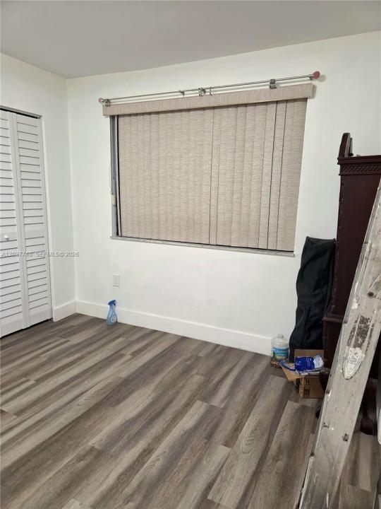 6365 W 27th Ct 24-8, Hialeah, Florida 33016, Stati Uniti