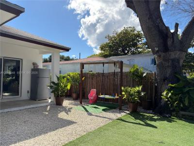 311 NW 95th St, Miami, Florida 33150, USA