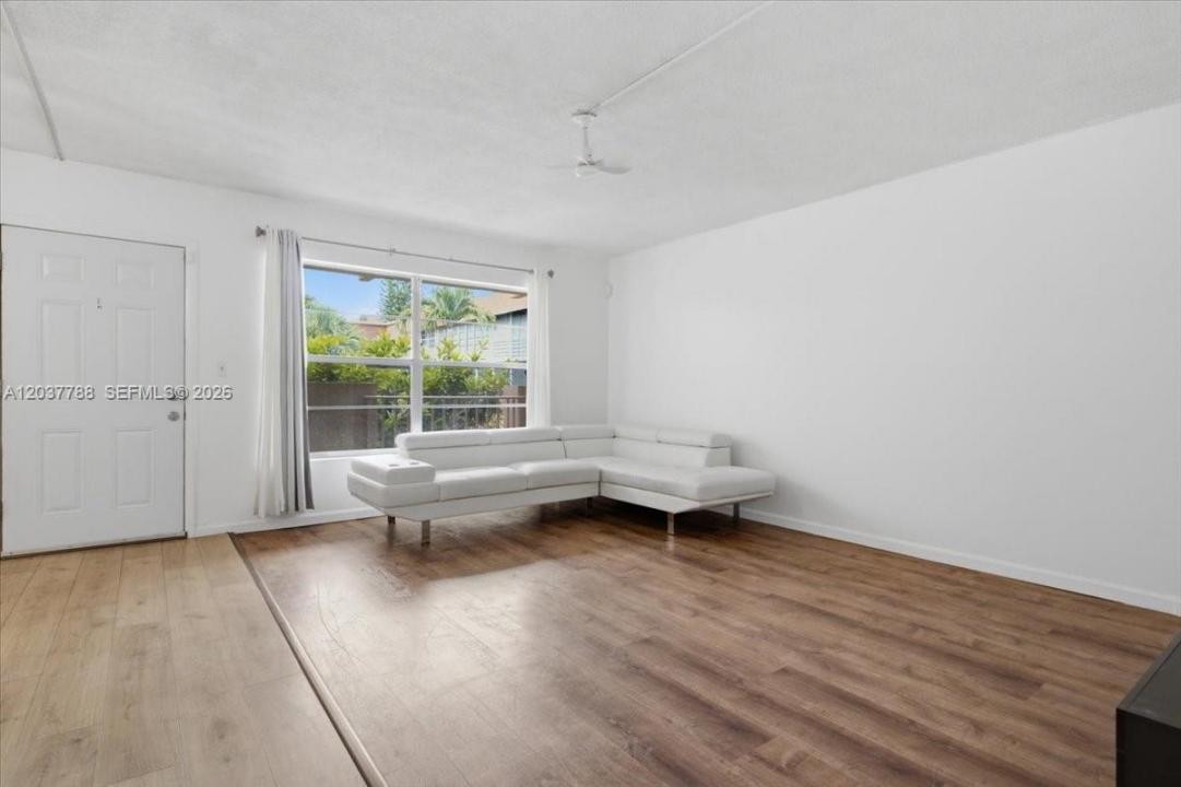 3071 NW 47th Ter 227, Lauderdale Lakes, Floride 33313, États-Unis