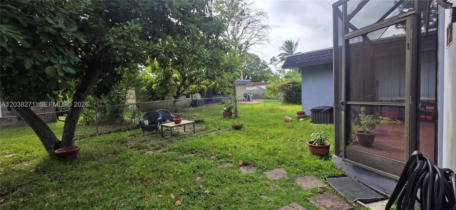 7907 NW 73rd Ave, Tamarac, Florida 33321, Stati Uniti