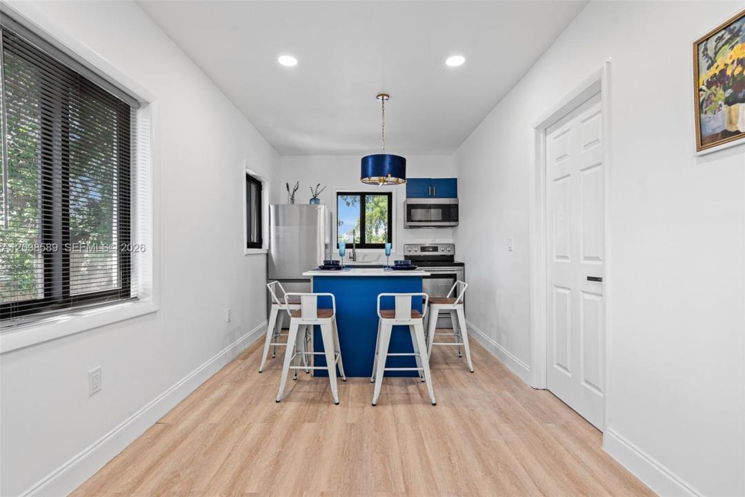 1824 NW 47th St A, Miami, Florida 33142, USA