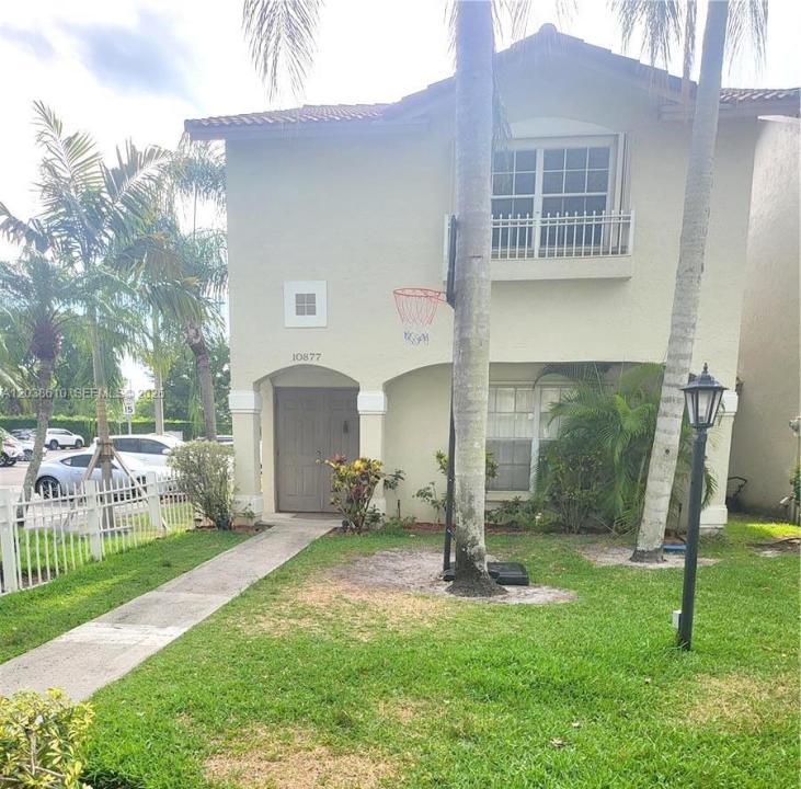 10877 NW 8th St, Pembroke Pines, Floride 33026, États-Unis