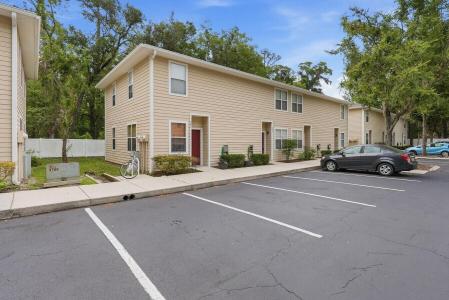 1710 NW 7th Street 604, Gainesville, Floride 32609, États-Unis