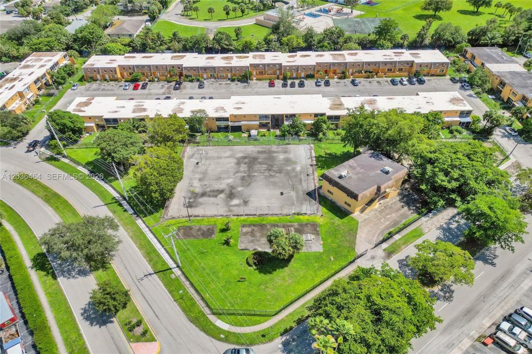 2600 NW 60th Ter, Sunrise, Florida 33313, USA