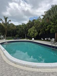 1420 Atlantic Shores Blvd 236, Hallandale Beach, Florida 33009, USA