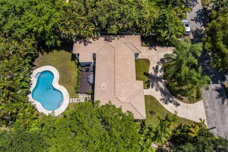 10550 NE 3rd Ct, Miami Shores, Florida 33138, USA