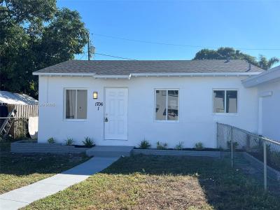 1706 Arthur St, Hollywood, Florida 33020, USA