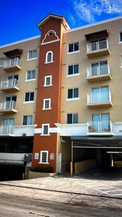 115 SW 42nd Ave 206, Miami, Floride 33134, États-Unis