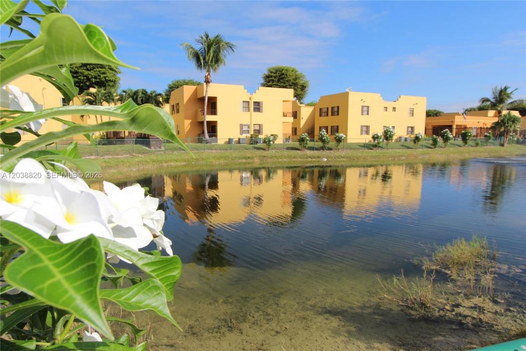 650 NW 114th Ave 202, Sweetwater, Florida 33172, Stati Uniti