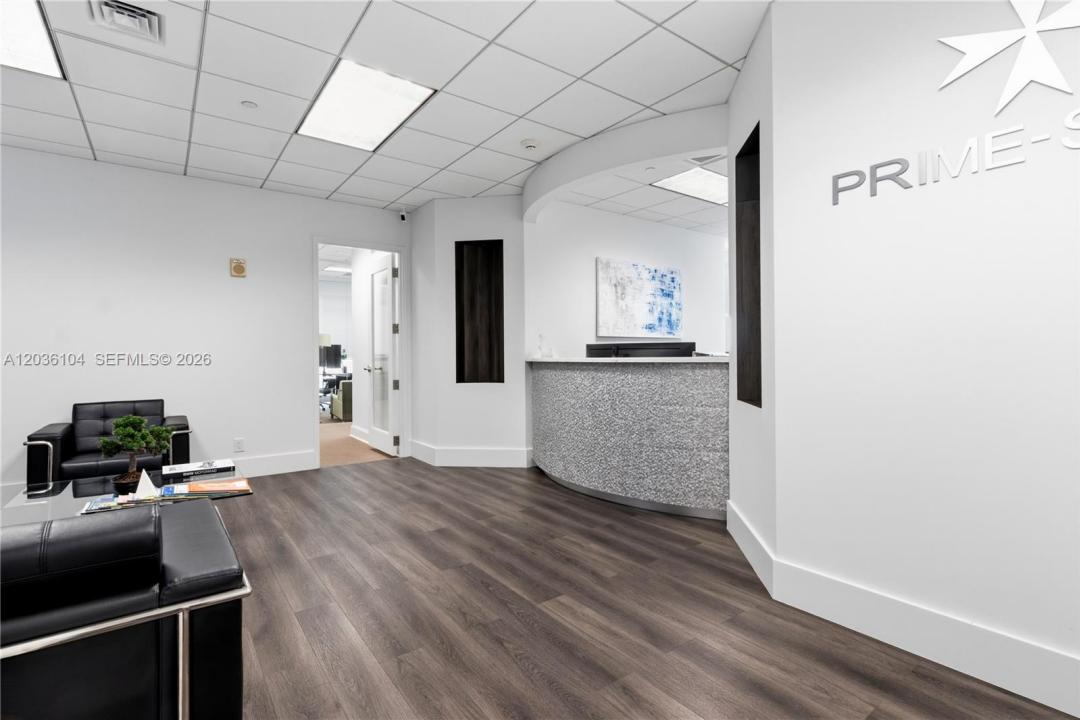 175 SW 7th St 1612, Miami, Floryda 33130, USA
