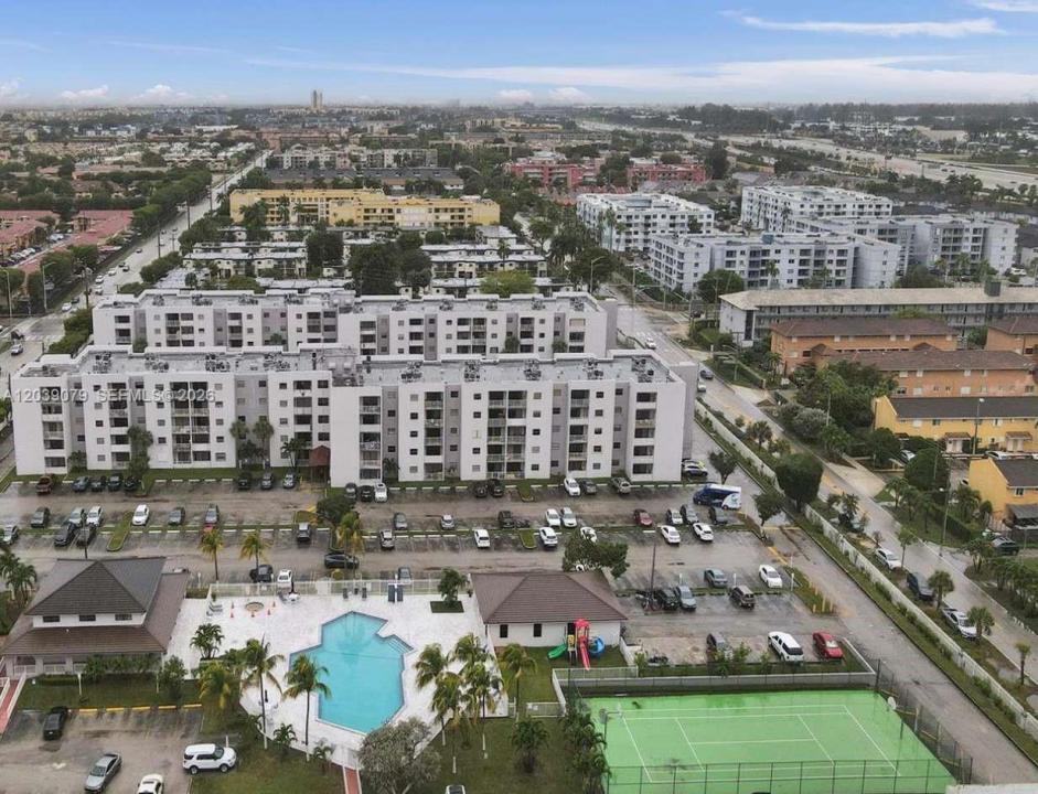 8075 NW 7th St 115, Miami, Florida 33126, Amerika Birleşik Devletleri
